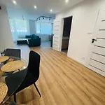 Sparrow Apartmens Apartmán *