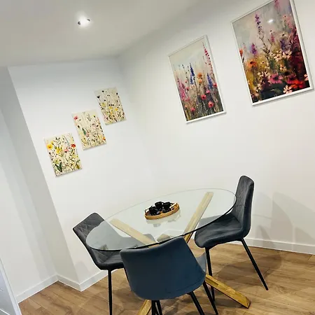 Sparrow Apartmens Apartament Koszyce