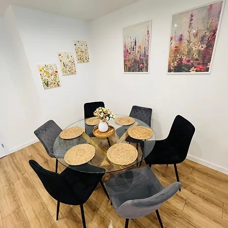 Sparrow Apartmens *