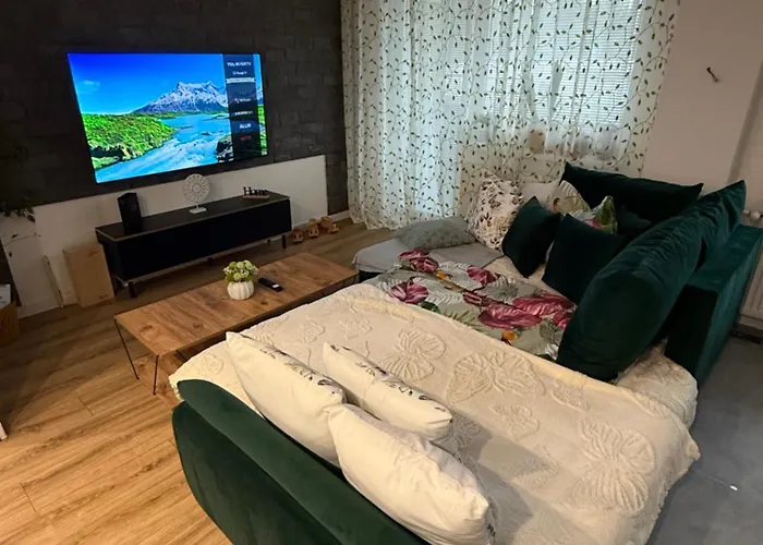 Sparrow Apartmens Appartamento Košice